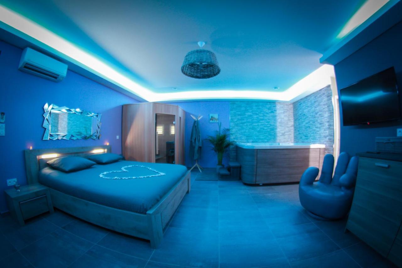 Nuit Vip Spa Sauna Privatif Le Rove ภายนอก รูปภาพ